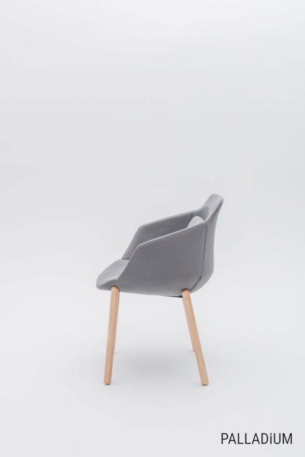 Convenience chair with wooden base