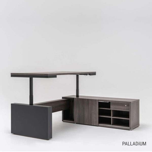 Brilliance  Desks with electric height adjustment and managerial side storage