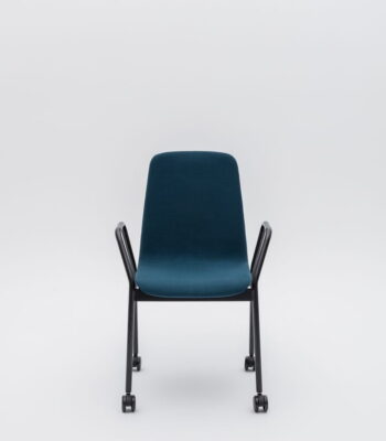 Simplicity chair with metal base