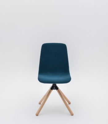 Simplicity chair with wooden base