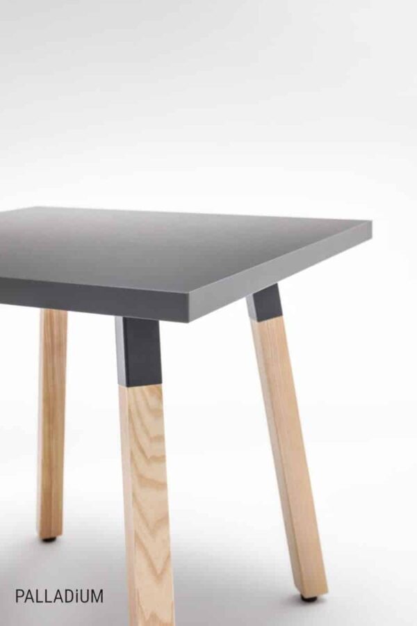 Meeting tables with wooden legs